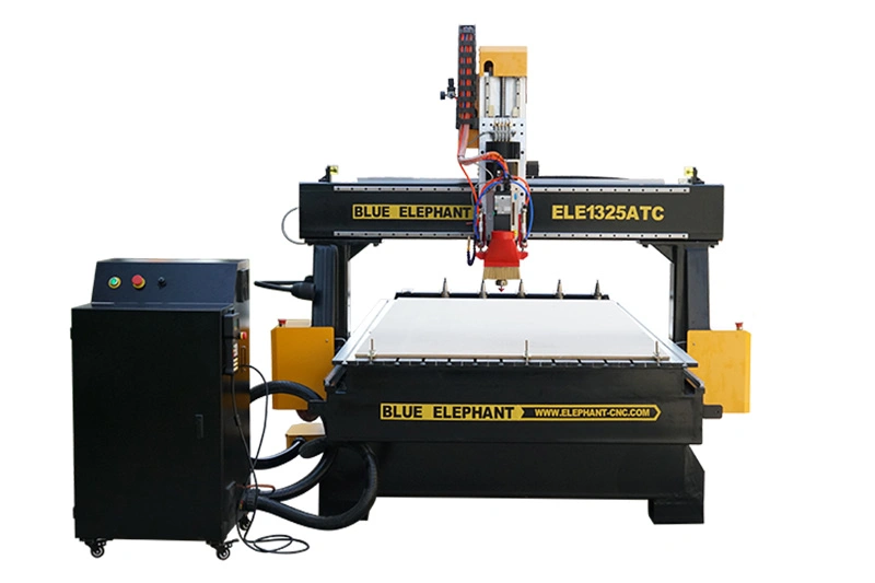 CNC-роутер с автоматической сменой инструмента