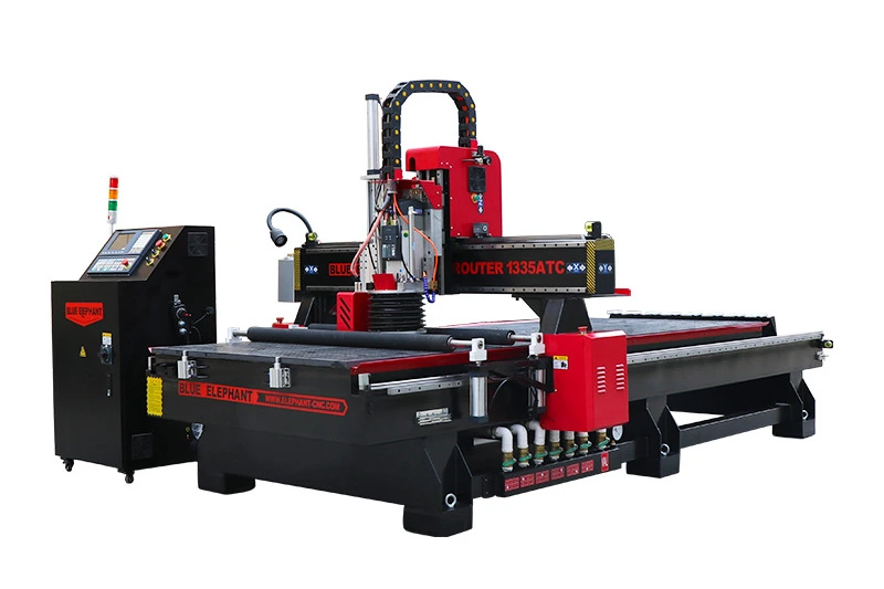 CNC-роутер с автоматической сменой инструмента