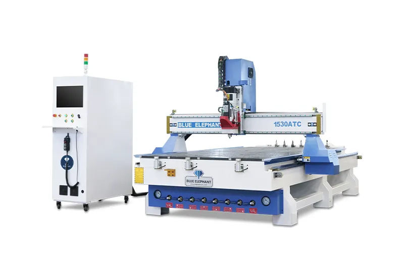 CNC-роутер с автоматической сменой инструмента