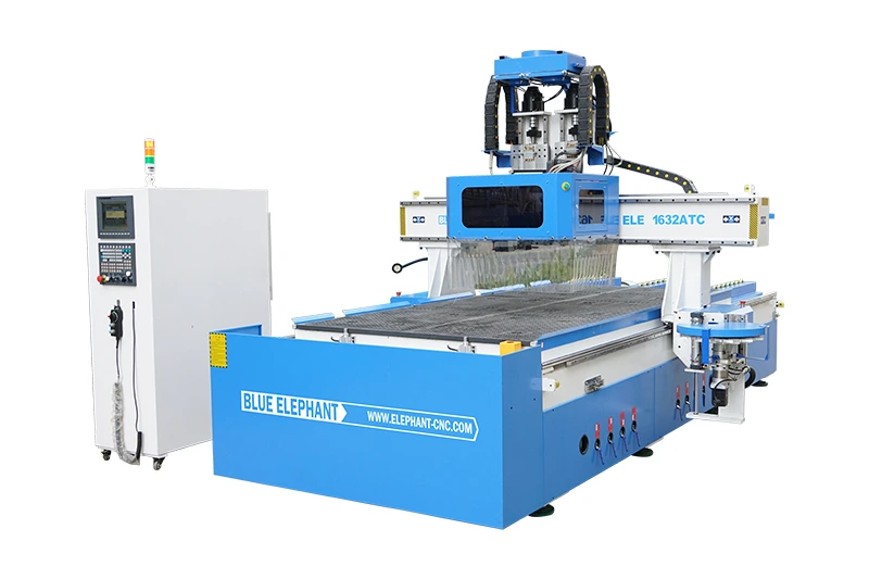 CNC-роутер с автоматической сменой инструмента