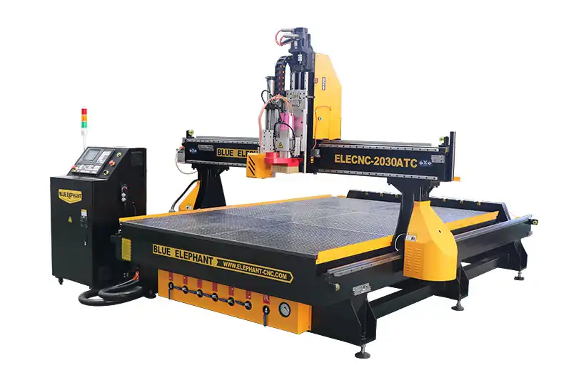 CNC-роутер с автоматической сменой инструмента