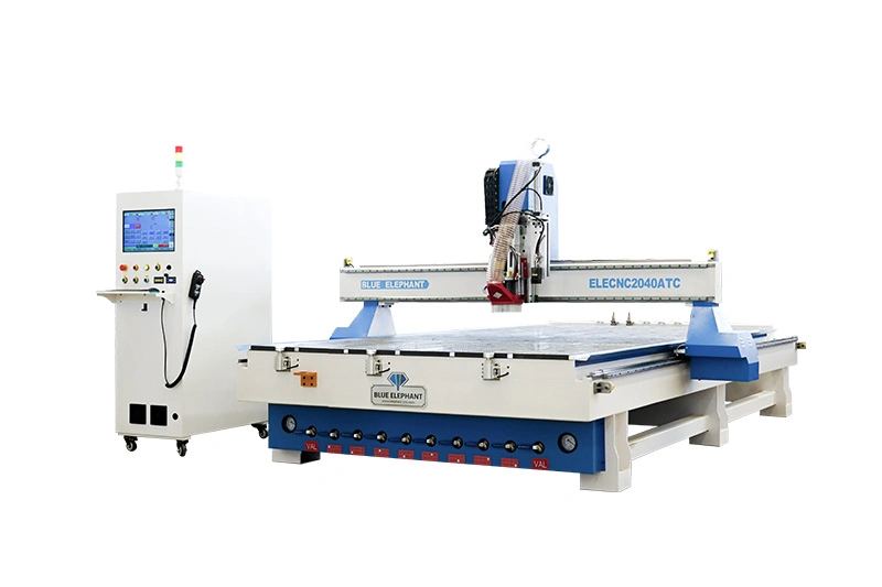 CNC-роутер с автоматической сменой инструмента