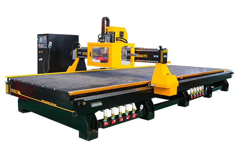 CNC-роутер с автоматической сменой инструмента