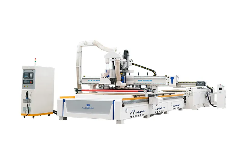 CNC-роутер с автоматической сменой инструмента
